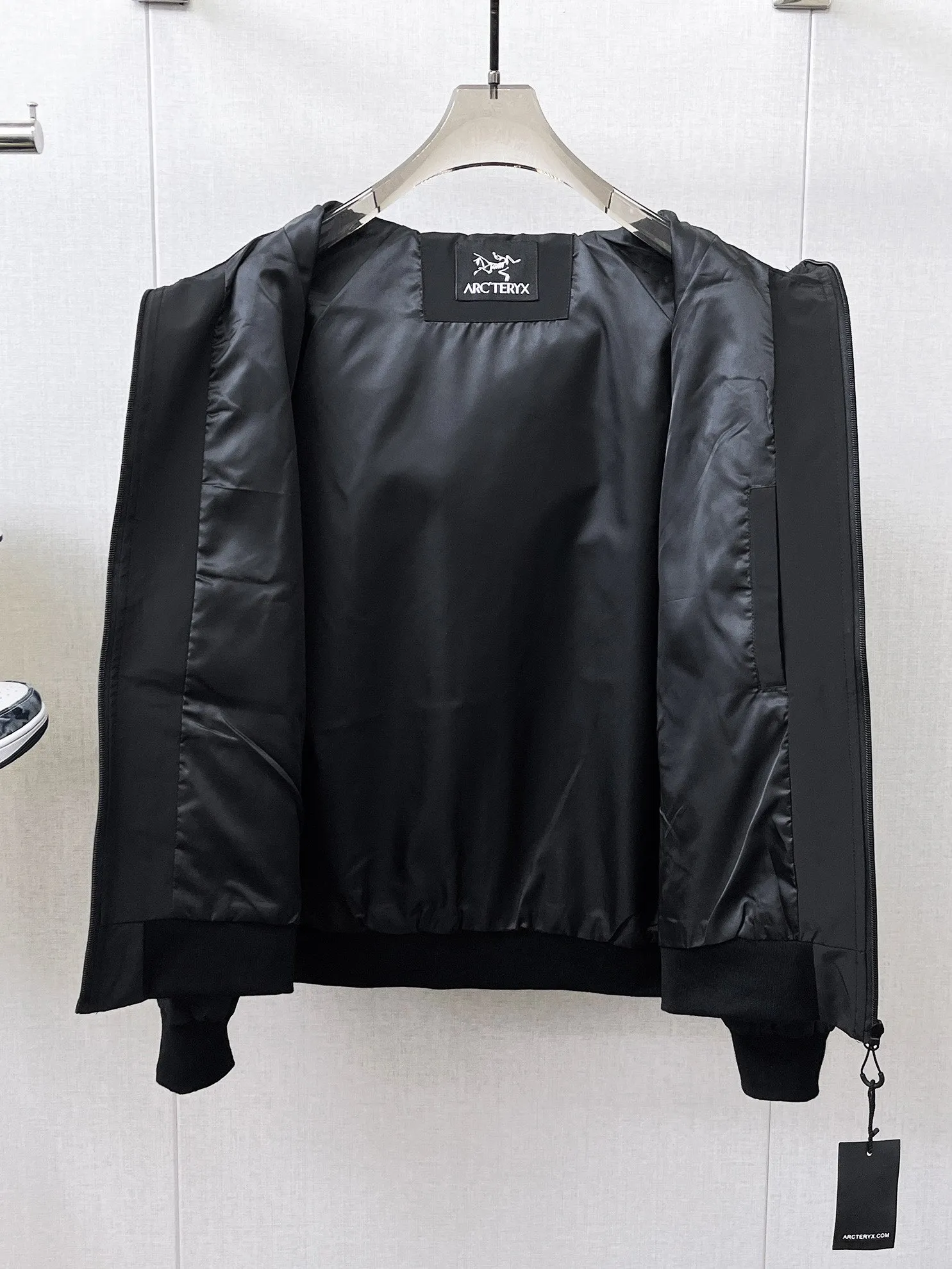 Same Style， ， 2026 New Arrival ， Original Premium Breathable ， ， ， Quality。 ， Sizes：M～3XL